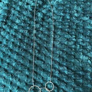 Versona Elegant Gold Tone Necklace